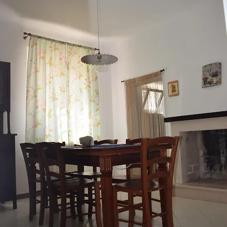 Domus Rosea Marina Palmense